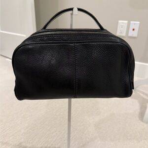 Tod’s dual zipper cosmetic vanity travel Dopp kit pouch in black leather